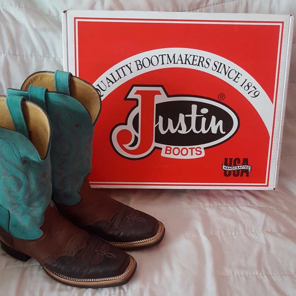 Women’s Justin Smooth Quill Ostrich Boots